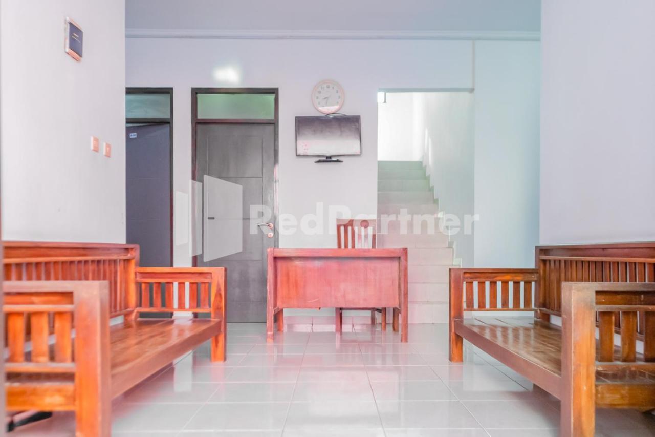 Oyo 2770 Zleepy Wisma Khazri Bogor Exterior foto