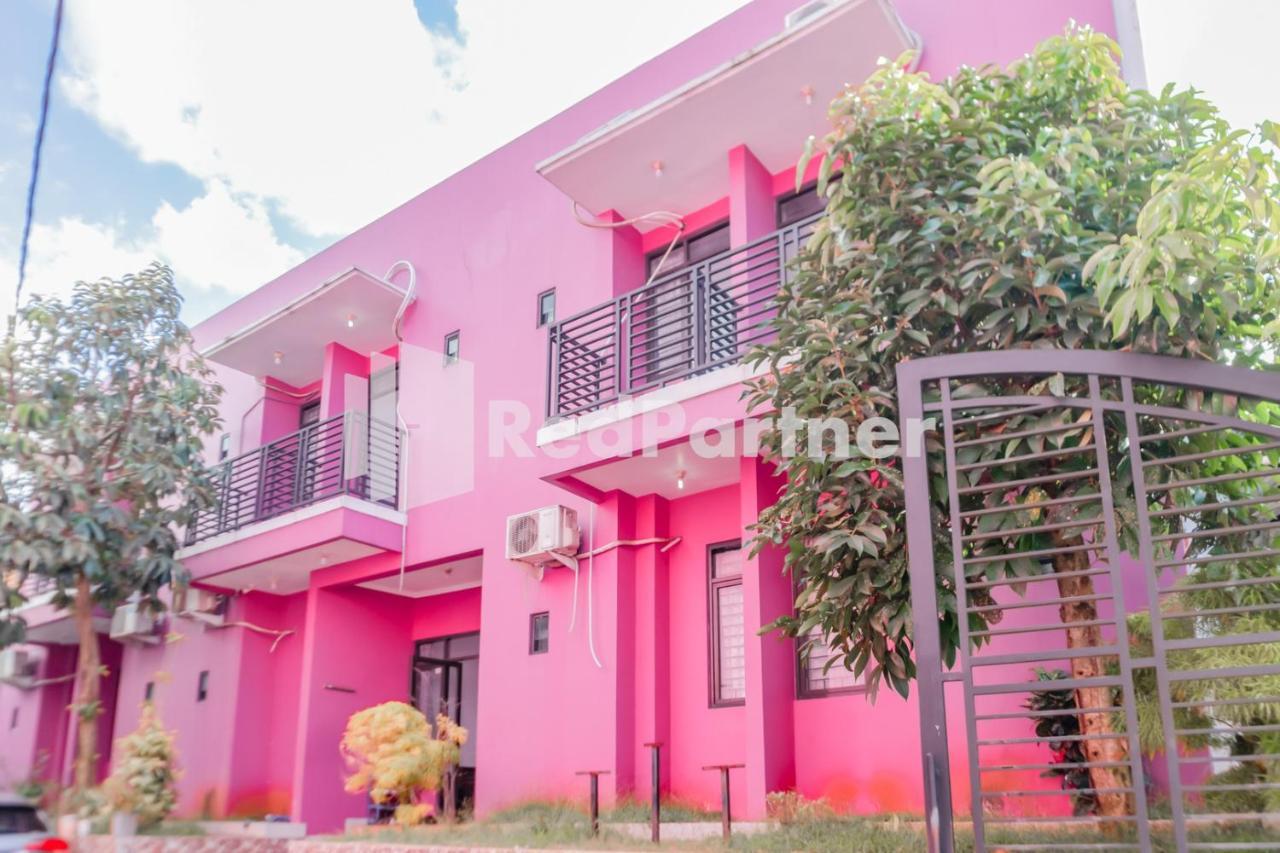 Oyo 2770 Zleepy Wisma Khazri Bogor Exterior foto